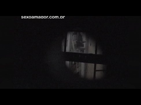 ❤️ Lourinho é secretamente filmado por um voyeur de bairro escondido atrás de tijolos ocos ☑ Apenas porno em porno pt-br.rexporn-com.ru ❌️❤